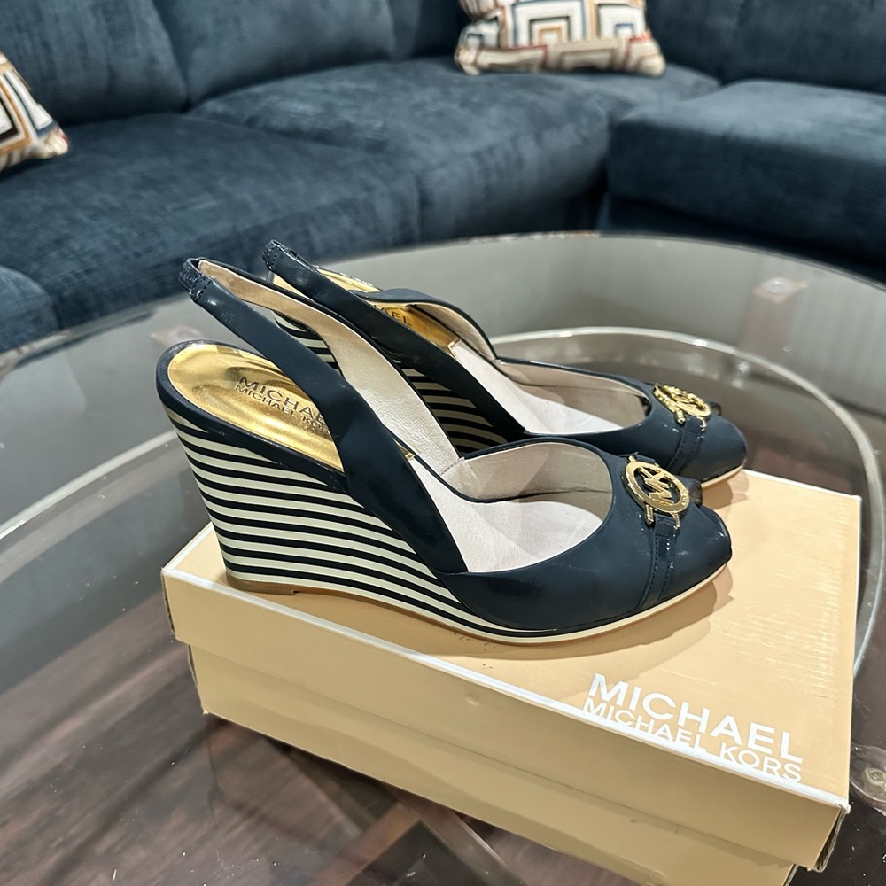 Like new Micheal Kors wedge sandals